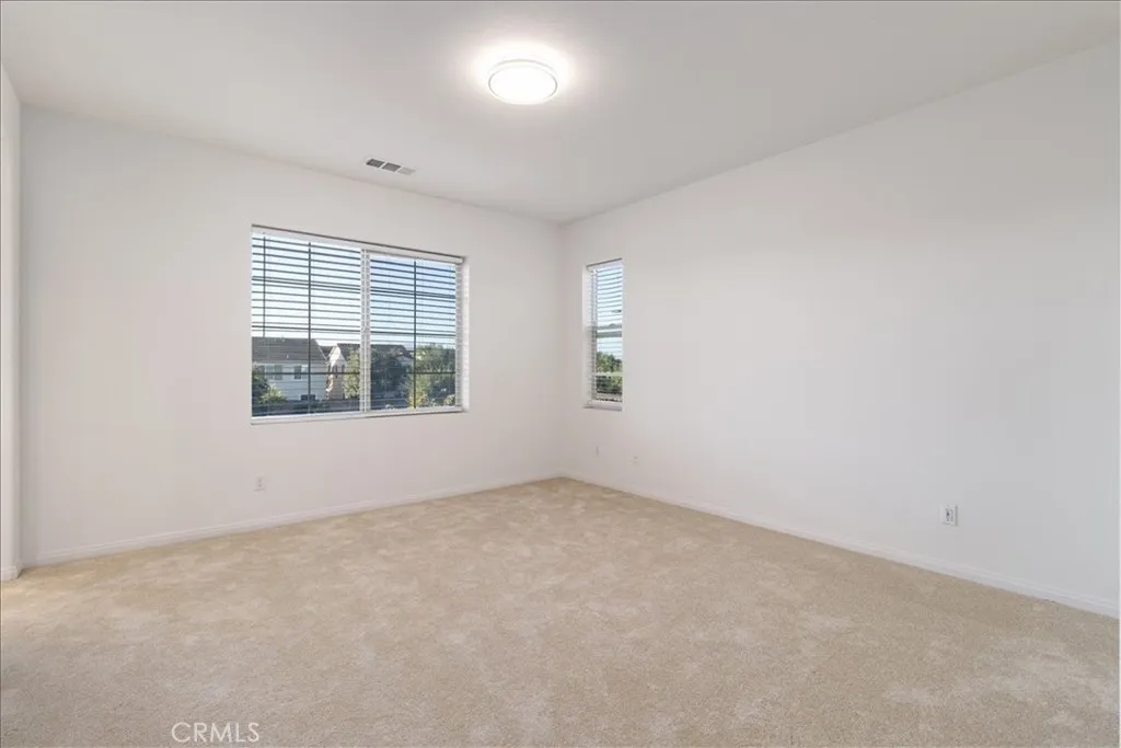 3126 E Painted Crescent St, Ontario, California 91762 home-pic-23