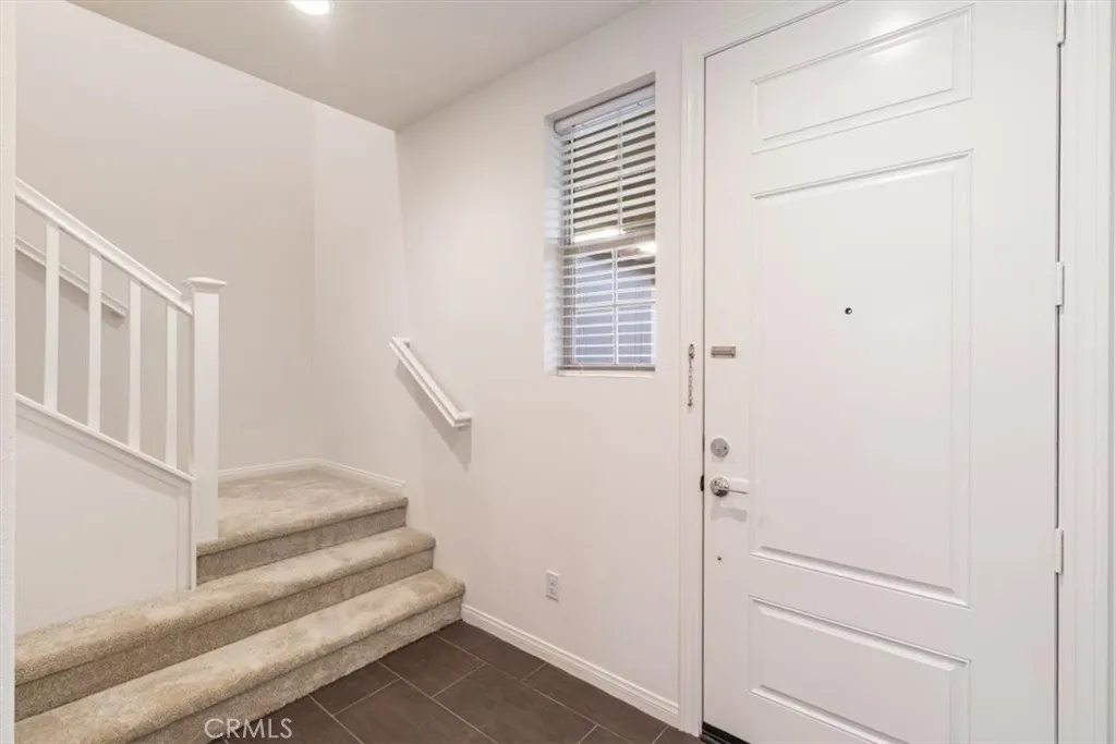 3126 E Painted Crescent St, Ontario, California 91762 home-pic-4
