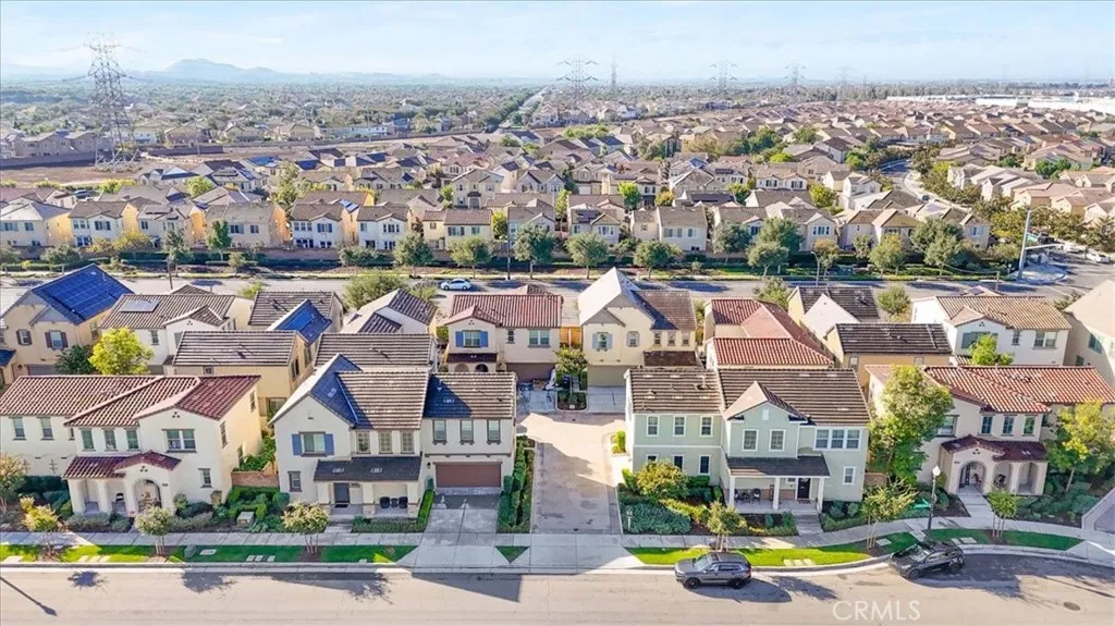 3126 E Painted Crescent St, Ontario, California 91762 home-pic-44