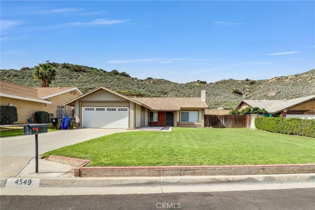 4549 Pinto, Jurupa Valley, California 92509 home-pic-0