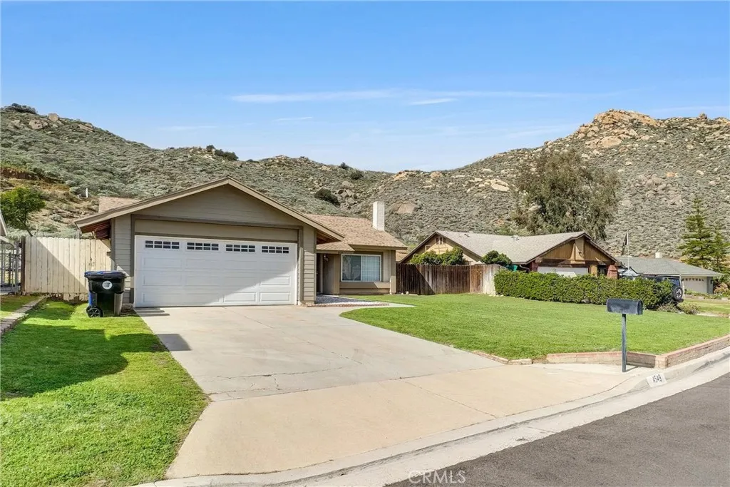 4549 Pinto, Jurupa Valley, California 92509 home-pic-9