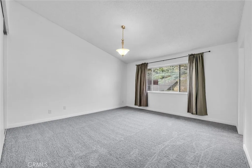 4549 Pinto, Jurupa Valley, California 92509 home-pic-29