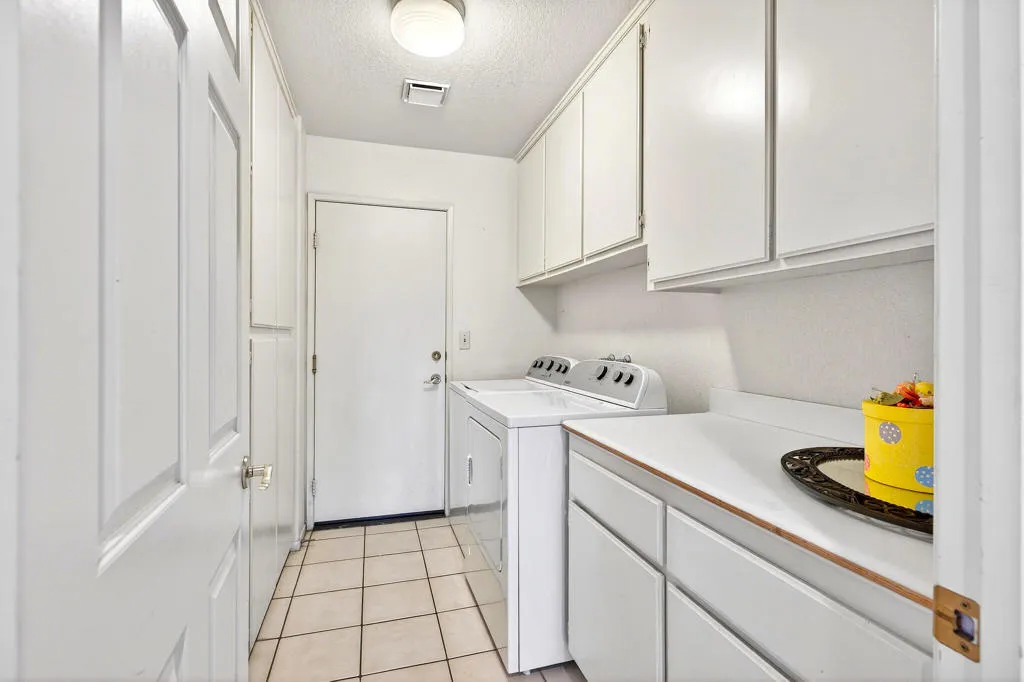 48131 Via Hermosa, La Quinta, California 92253 home-pic-15