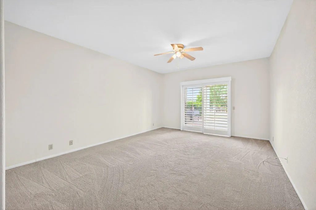 48131 Via Hermosa, La Quinta, California 92253 home-pic-11