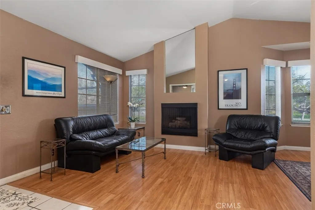 3 Via Pariente, Rancho Santa Margarita, California 92688 home-pic-12