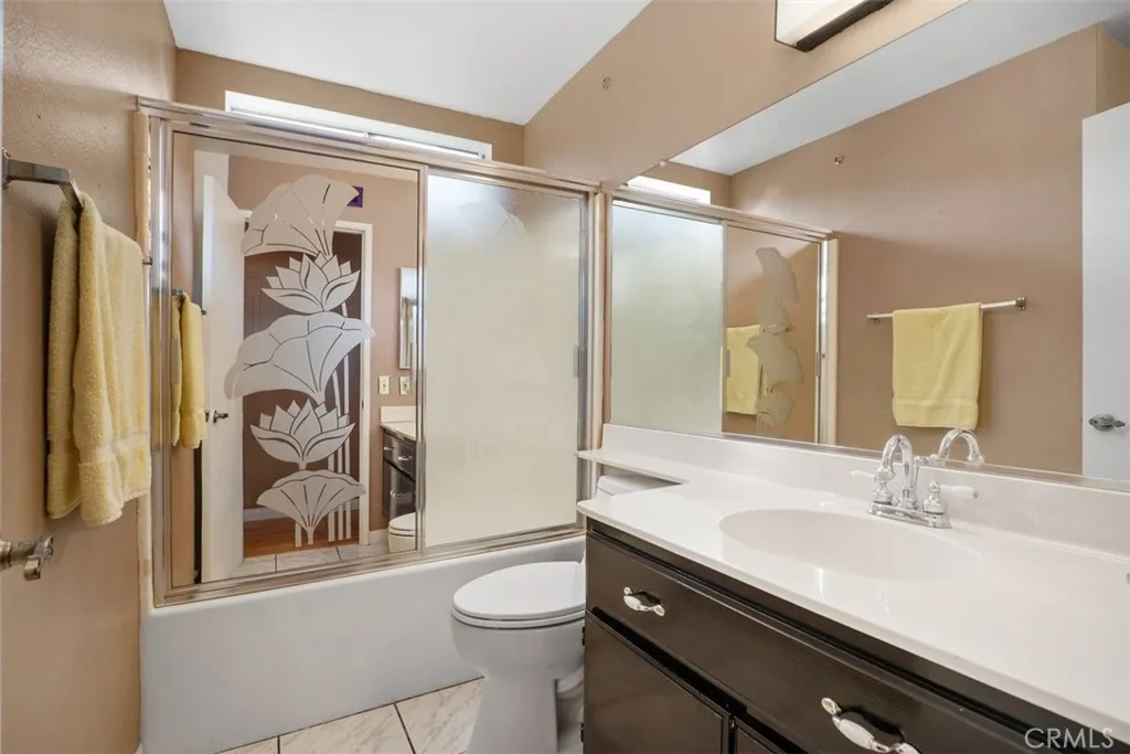 3 Via Pariente, Rancho Santa Margarita, California 92688 home-pic-35