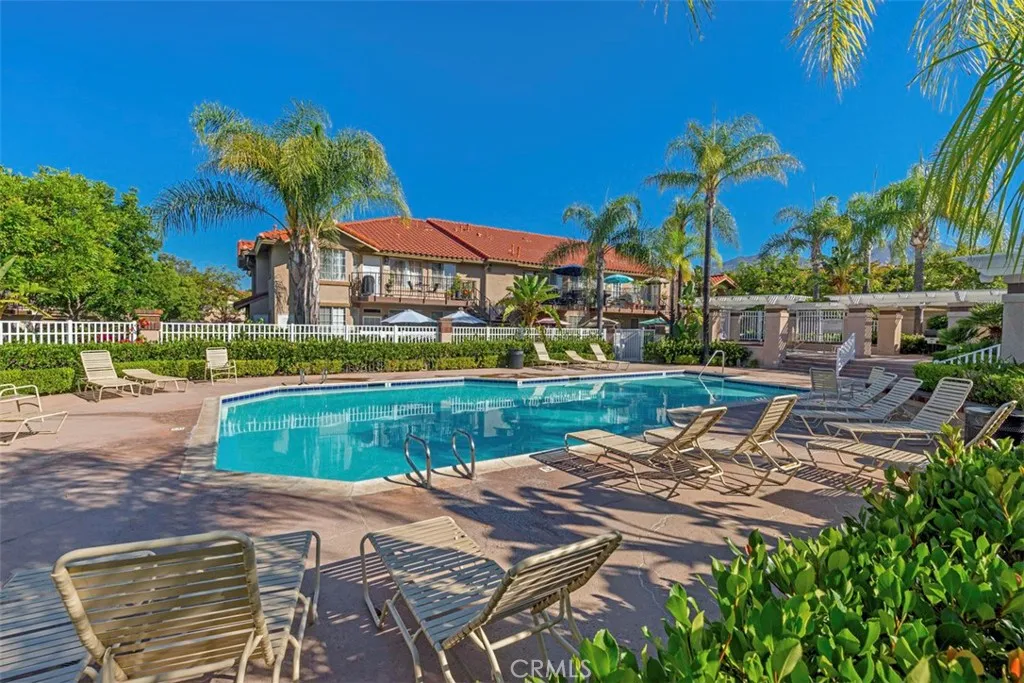 3 Via Pariente, Rancho Santa Margarita, California 92688 home-pic-39