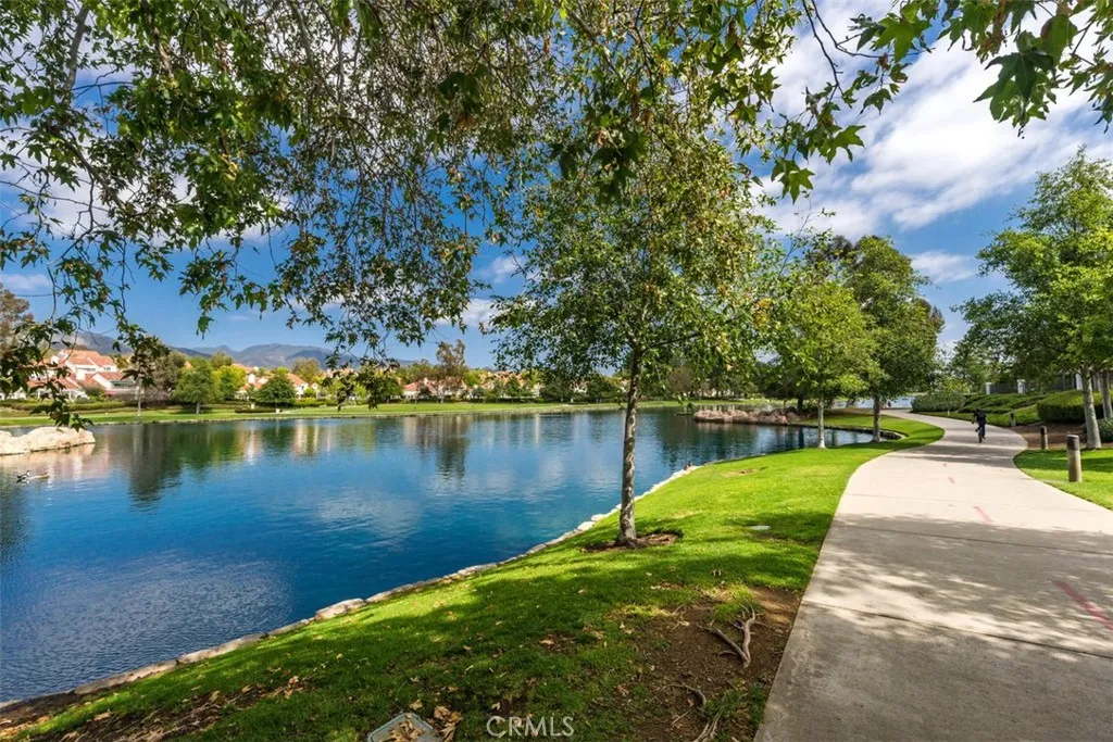3 Via Pariente, Rancho Santa Margarita, California 92688 home-pic-56