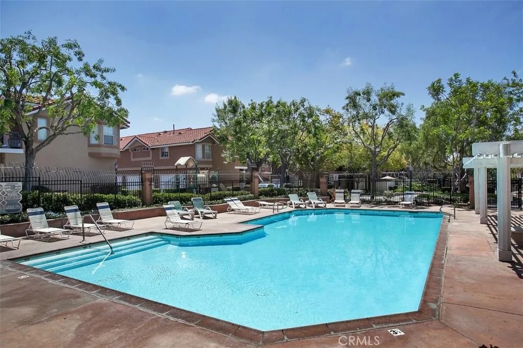 3 Via Pariente, Rancho Santa Margarita, California 92688 home-pic-41
