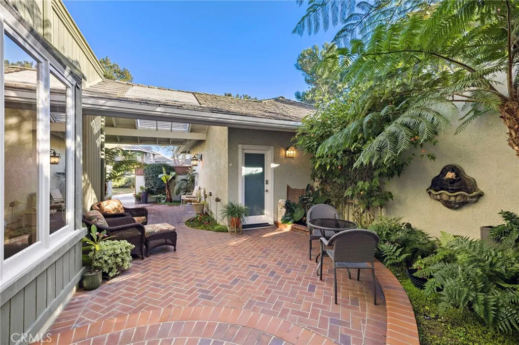 25 Lucerne, Newport Beach, California 92660 home-pic-40