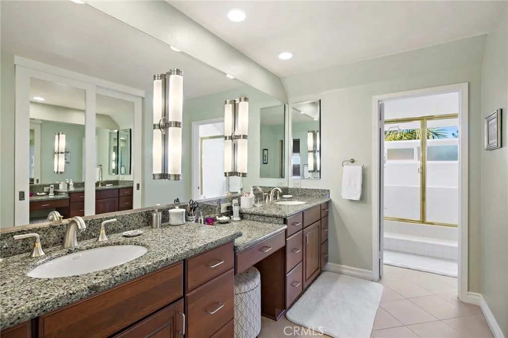 25 Lucerne, Newport Beach, California 92660 home-pic-22