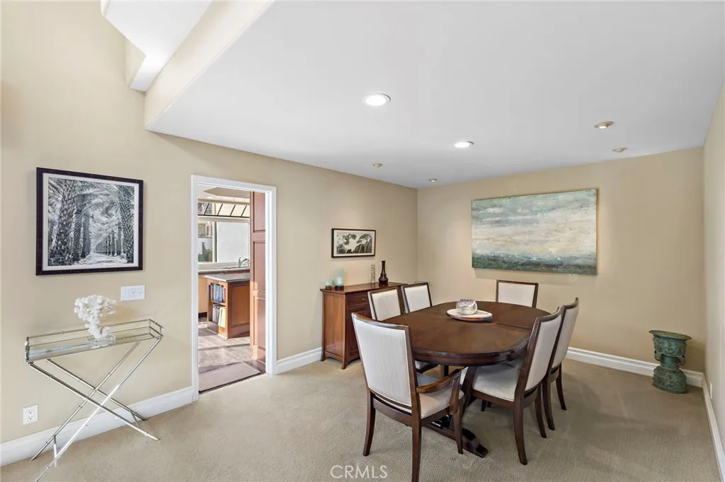 25 Lucerne, Newport Beach, California 92660 home-pic-10