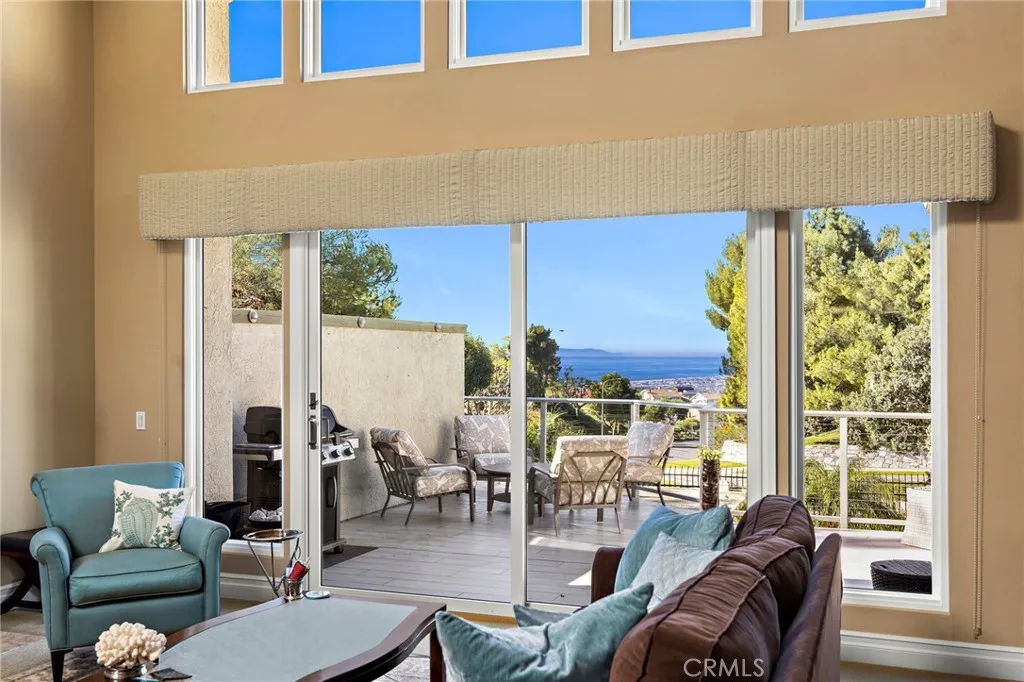 25 Lucerne, Newport Beach, California 92660 home-pic-2