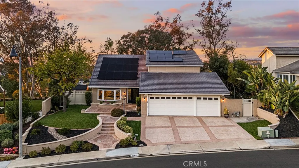 27011 27011 Moro Azul, Mission Viejo, California 92691 home-pic-1