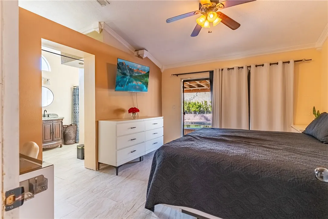 17190 Melon Avenue, Fontana, California 92336 home-pic-18