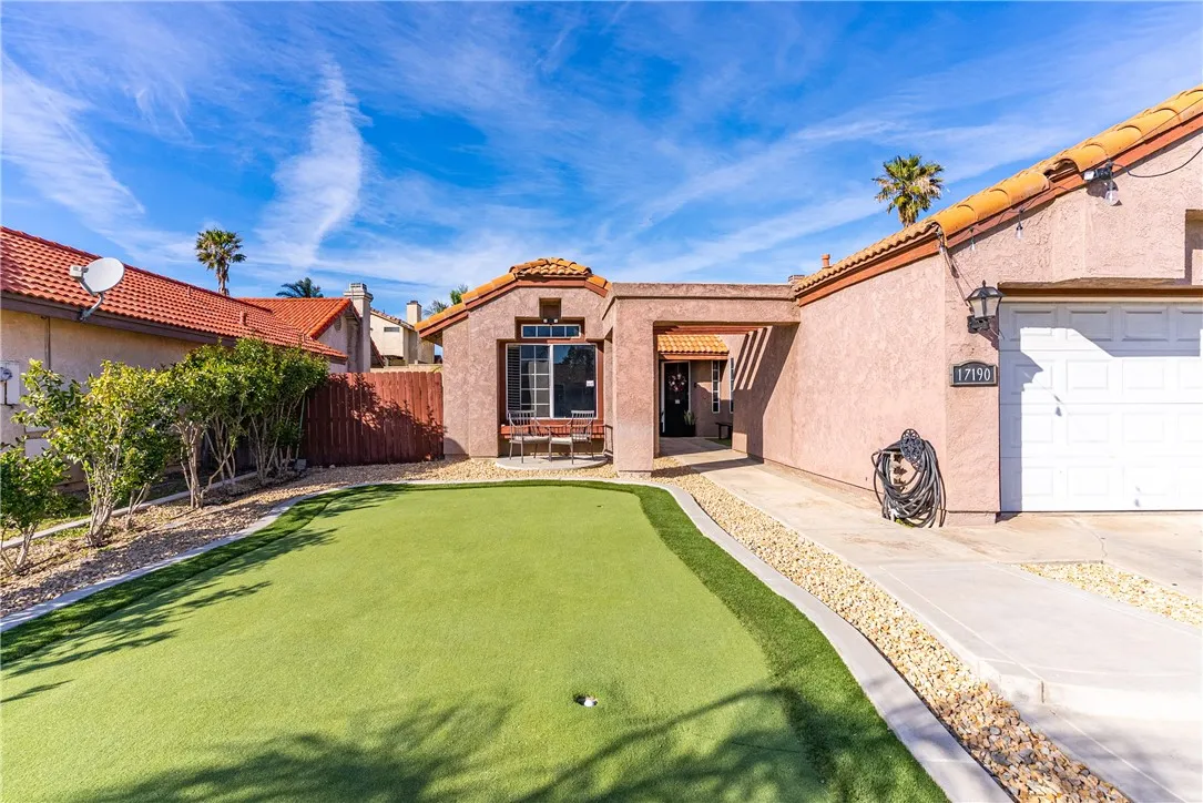 17190 Melon Avenue, Fontana, California 92336 home-pic-6