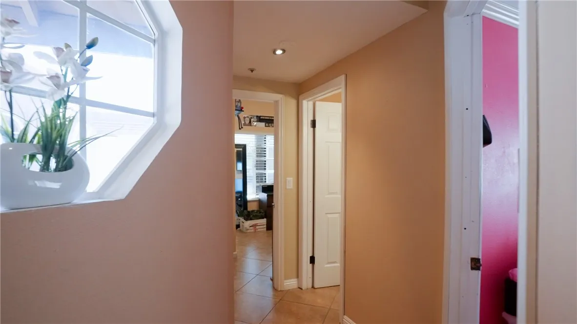 17190 Melon Avenue, Fontana, California 92336 home-pic-24