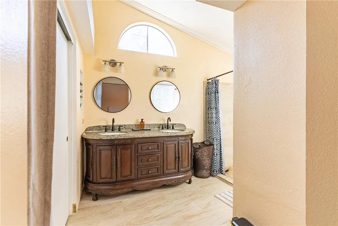 17190 Melon Avenue, Fontana, California 92336 home-pic-20