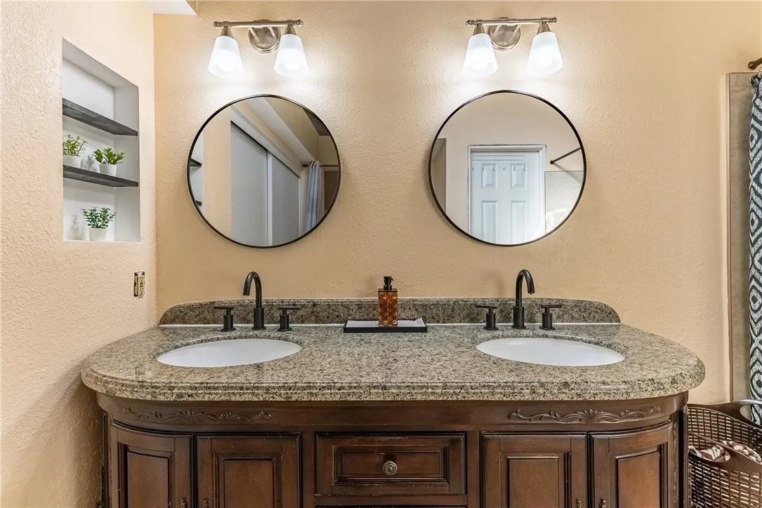 17190 Melon Avenue, Fontana, California 92336 home-pic-21
