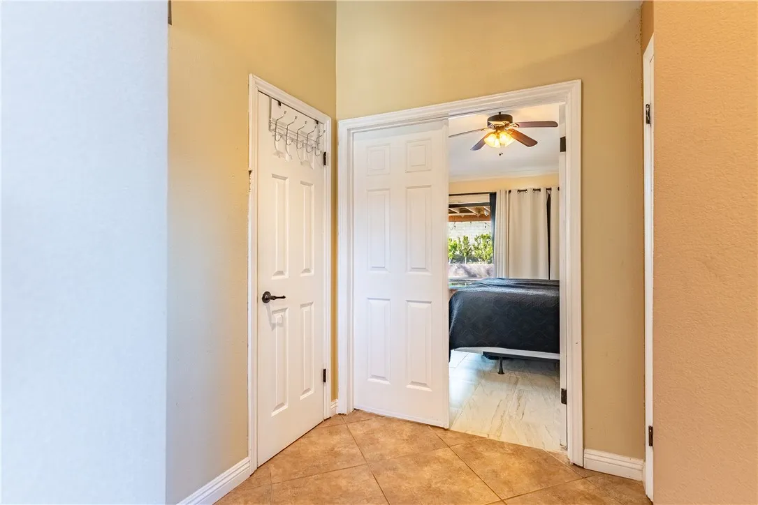 17190 Melon Avenue, Fontana, California 92336 home-pic-17