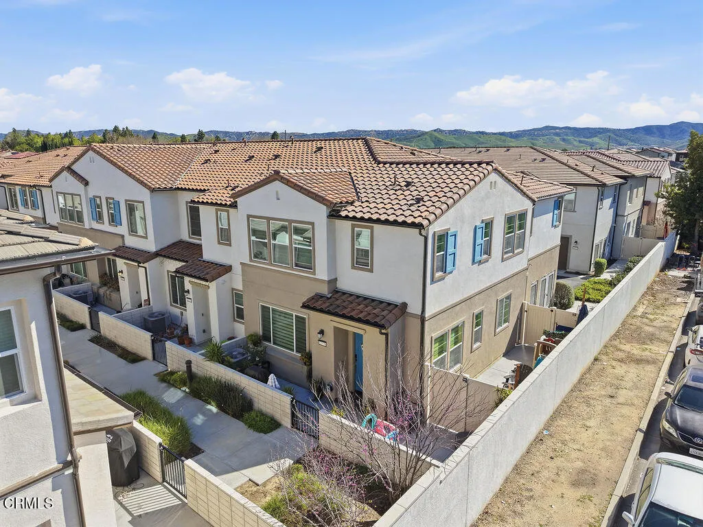 2579 Little Rock Lane, Simi Valley, California 93065 home-pic-46