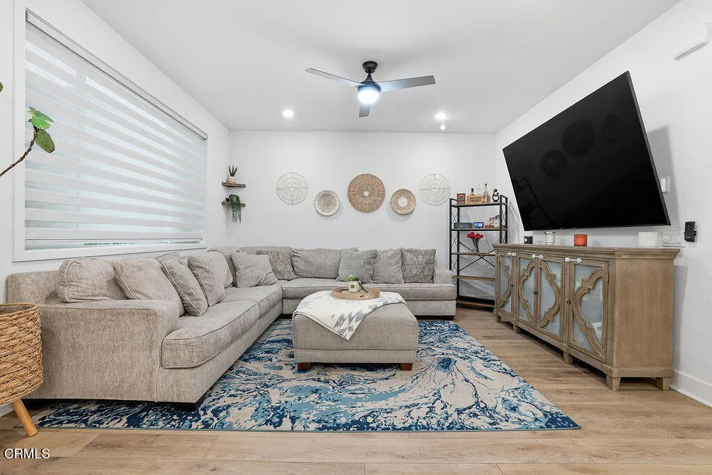 2579 Little Rock Lane, Simi Valley, California 93065 home-pic-4