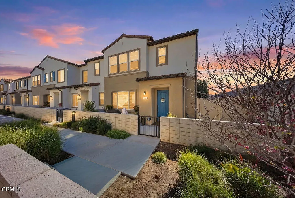 2579 Little Rock Lane, Simi Valley, California 93065 home-pic-2