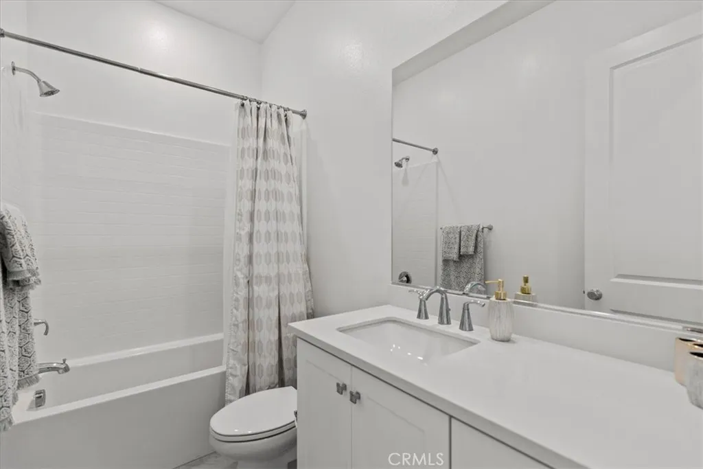 27410 Merlin Place 305, Valencia, California 91381 home-pic-11