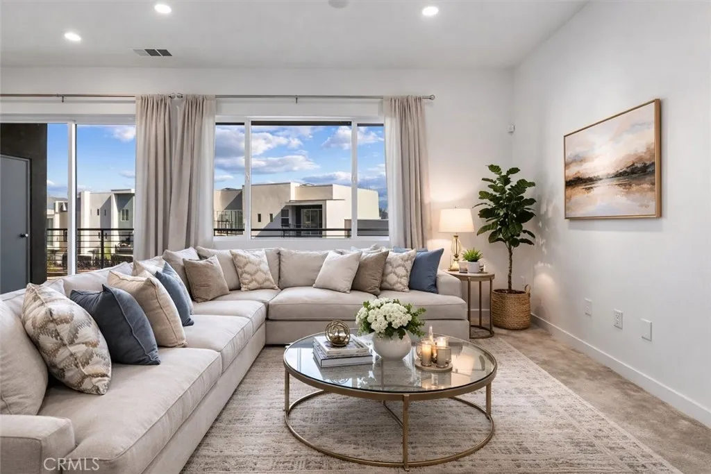 27410 Merlin Place 305, Valencia, California 91381 home-pic-3