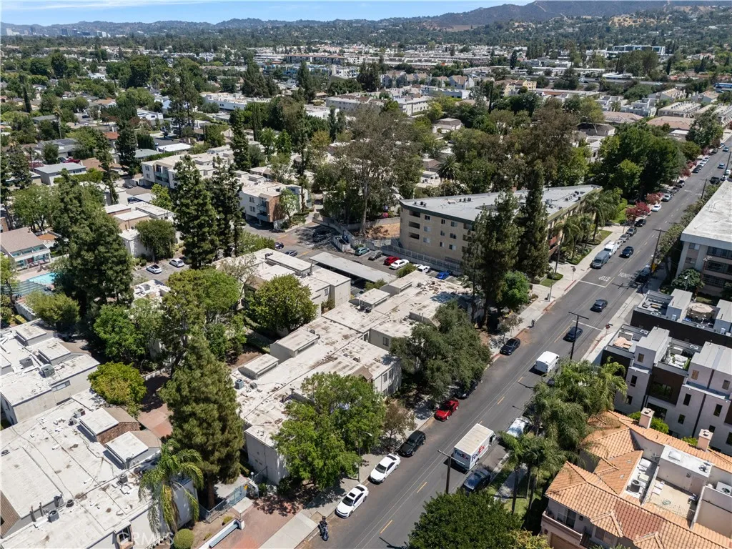 5700 Etiwanda 105, Tarzana, California 91356 home-pic-22