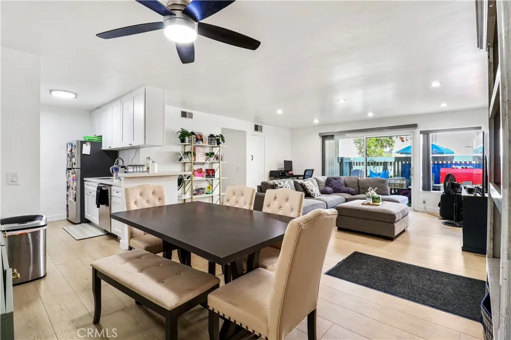 5700 Etiwanda 105, Tarzana, California 91356 home-pic-1