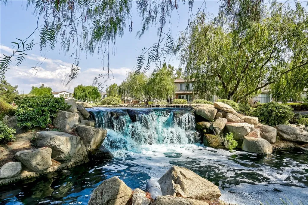 3045 Statice Court, Hemet, California 92545 home-pic-60