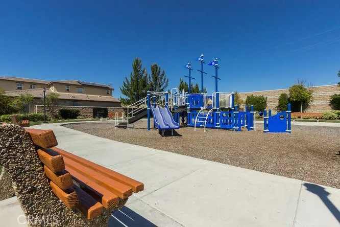 3045 Statice Court, Hemet, California 92545 home-pic-72