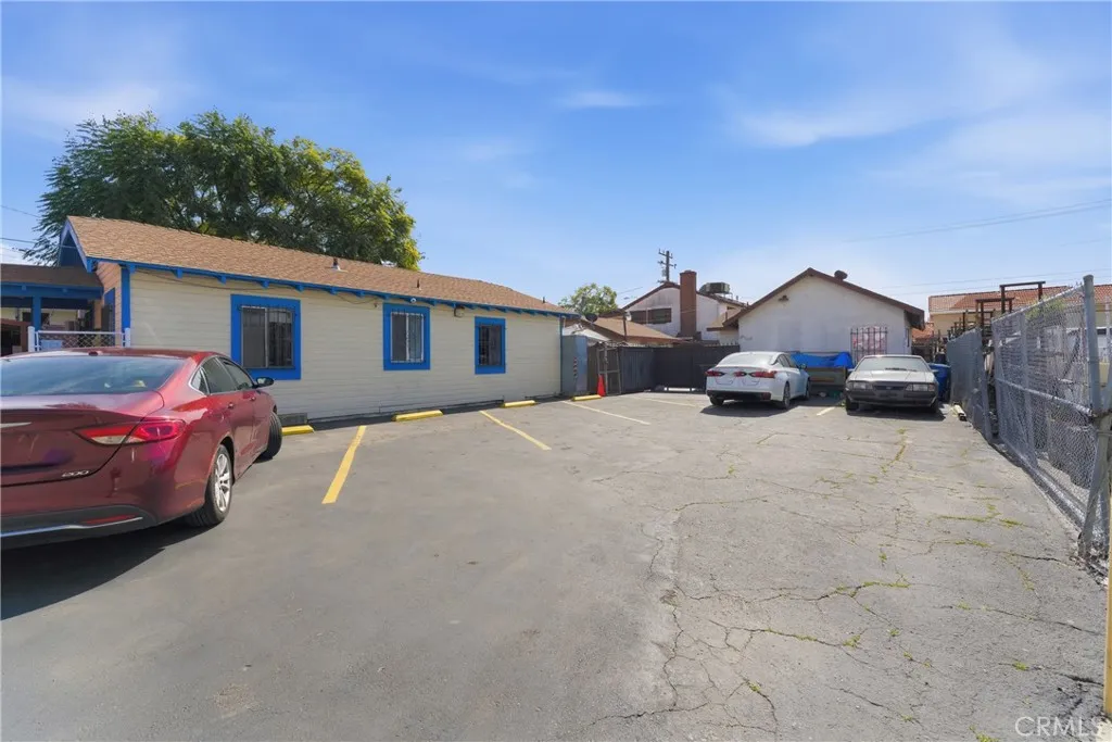 5564 Gage Avenue, Bell Gardens, California 90201 home-pic-18