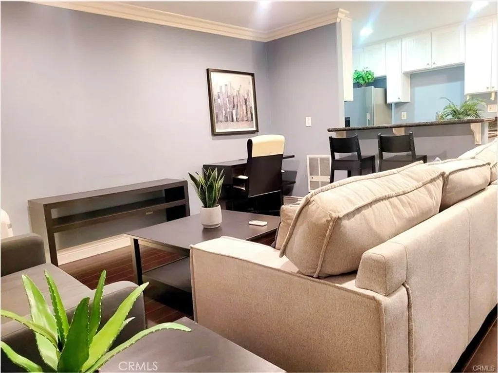 1725 Loma 16, Long Beach, California 90804 home-pic-7