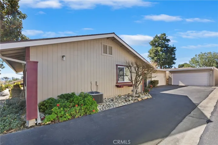 1631 Carmel E, Upland, California 91784
