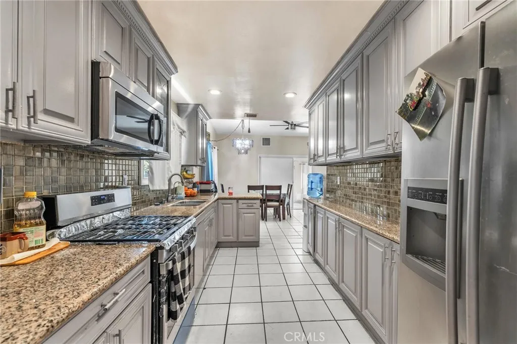 452 Willow, La Puente, California 91746 home-pic-18