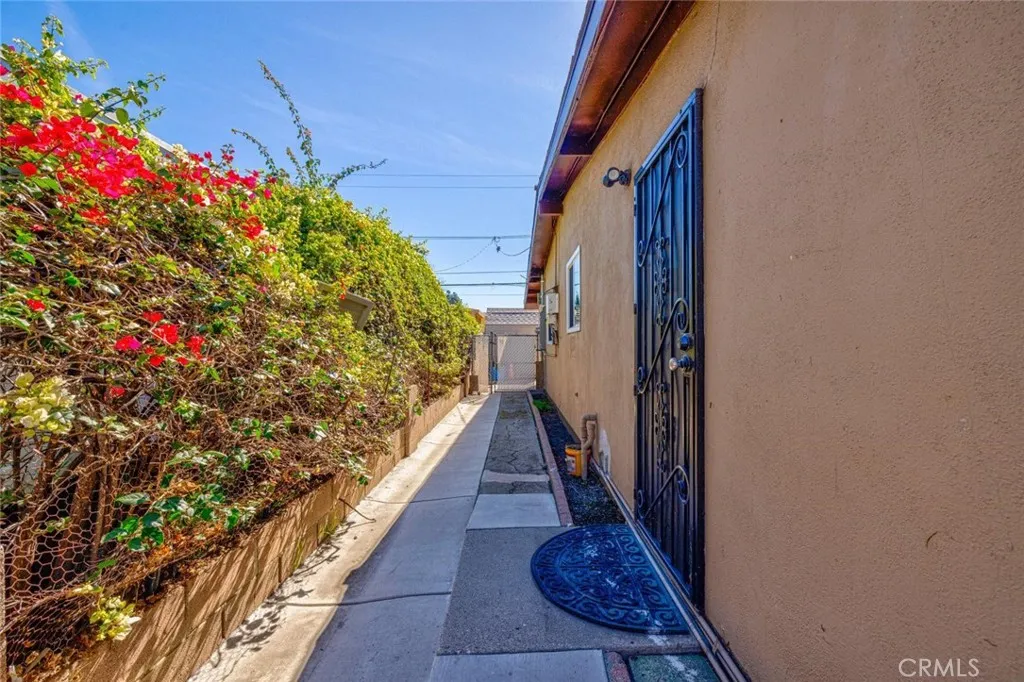 452 Willow, La Puente, California 91746 home-pic-41