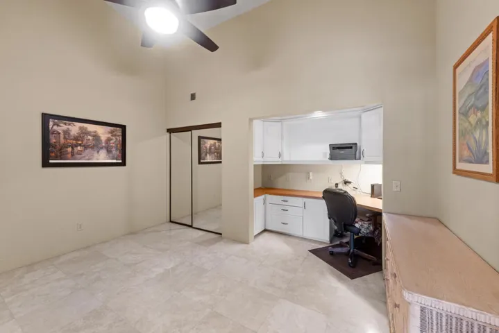 22_41419_Woodhaven_Dr_W22_mls