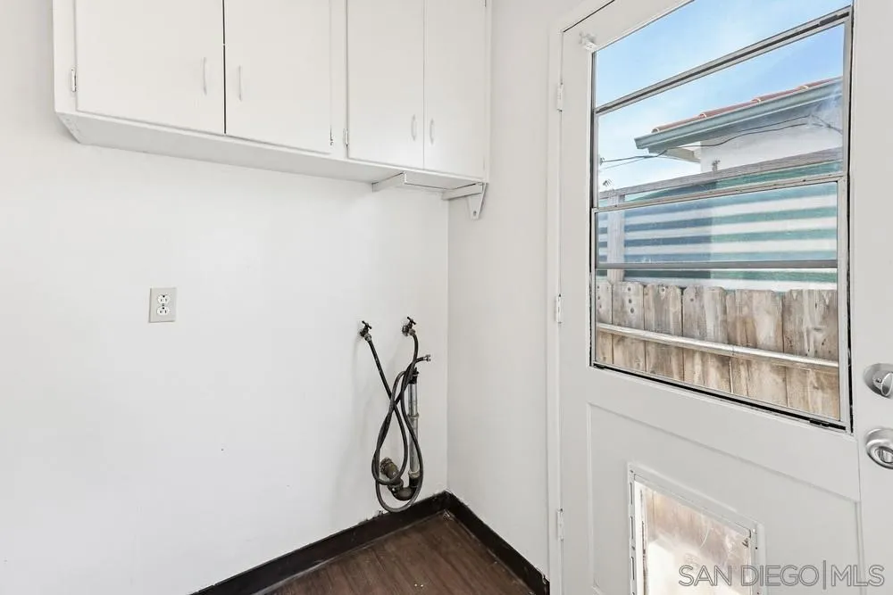 4979 Long Branch Avenue, San Diego, California 92107 home-pic-9