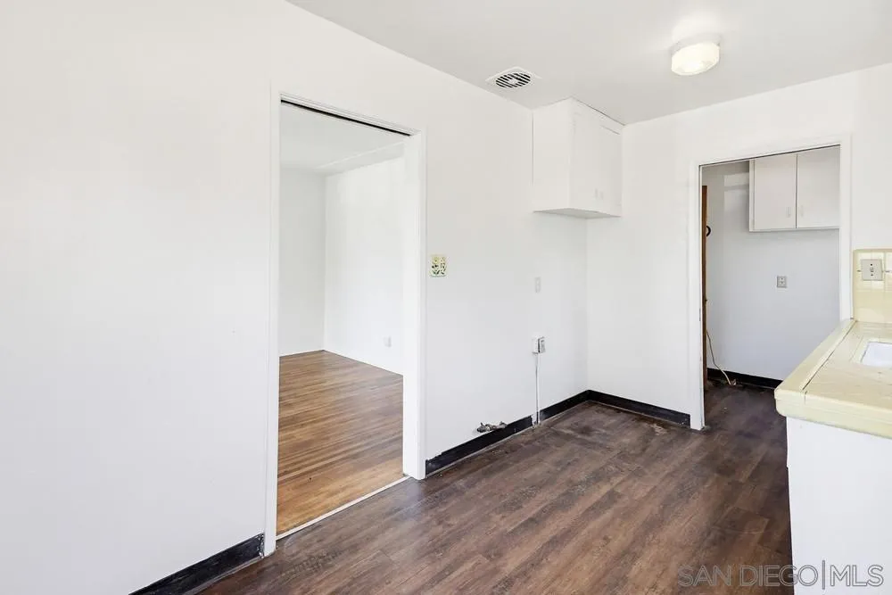 4979 Long Branch Avenue, San Diego, California 92107 home-pic-7