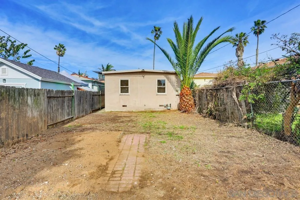 4979 Long Branch Avenue, San Diego, California 92107 home-pic-14