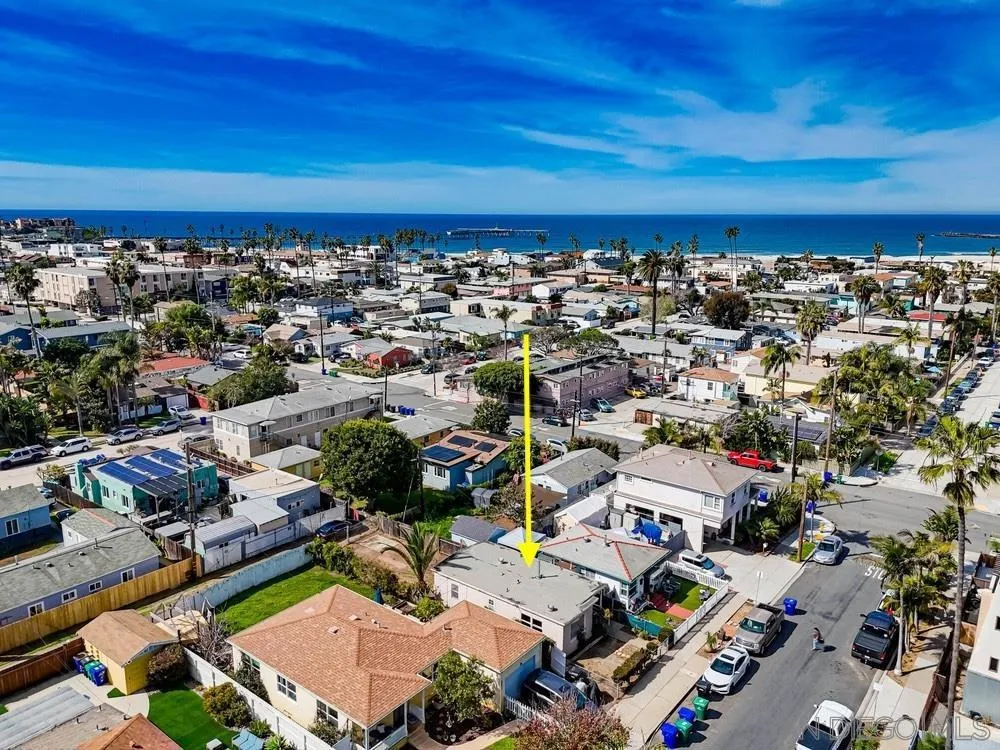 4979 Long Branch Avenue, San Diego, California 92107 home-pic-2