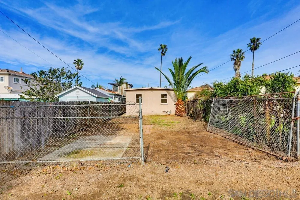 4979 Long Branch Avenue, San Diego, California 92107 home-pic-16
