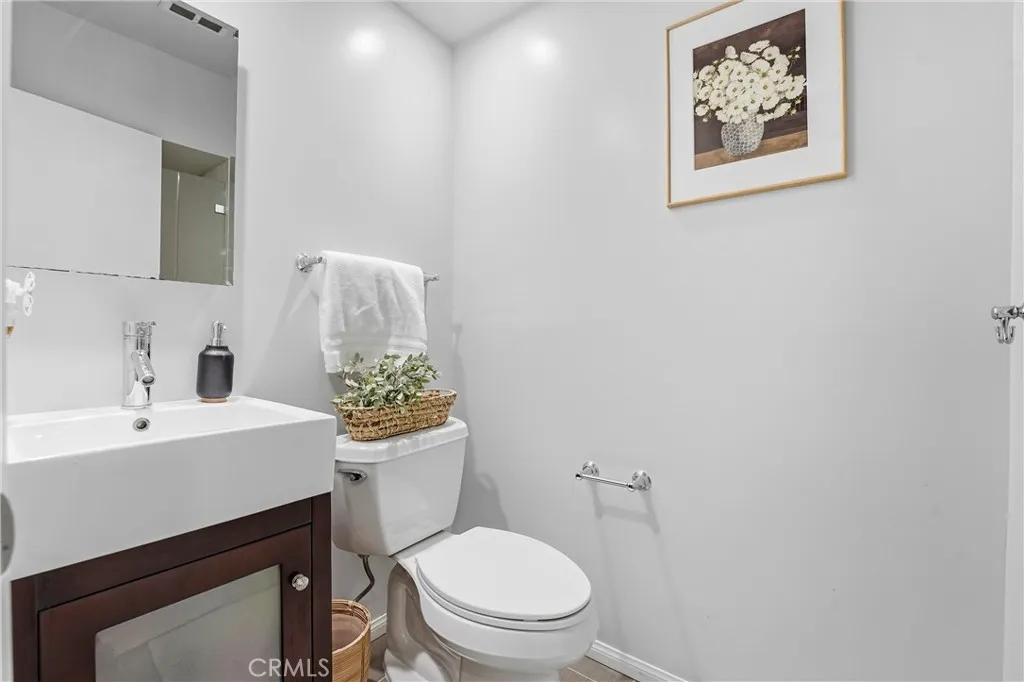 537 S Priscilla, Anaheim, California 92806 home-pic-39