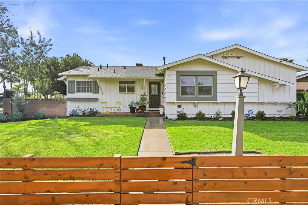 537 S Priscilla, Anaheim, California 92806 home-pic-1