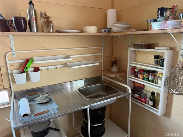Kitchen area