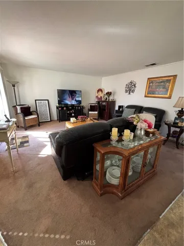 105 Family room