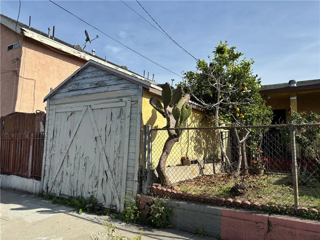 372 N Chicago, Los Angeles, California 90033 home-pic-7