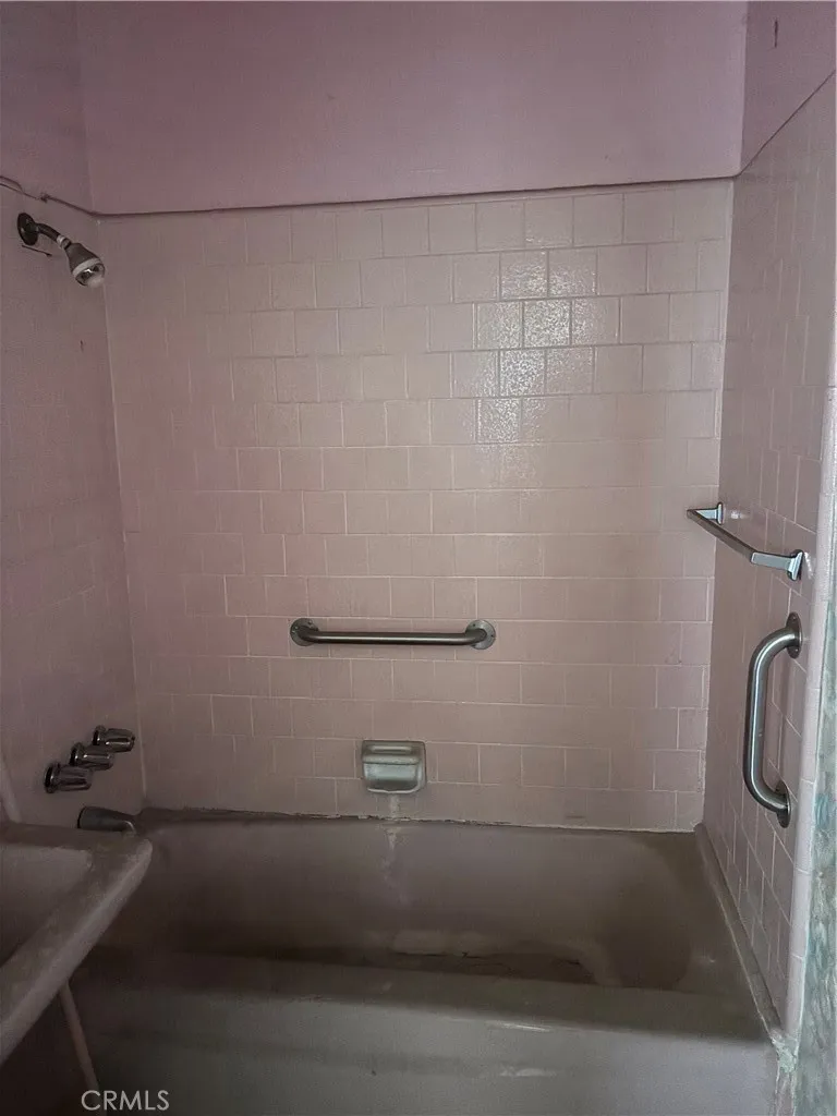 372 N Chicago, Los Angeles, California 90033 home-pic-17